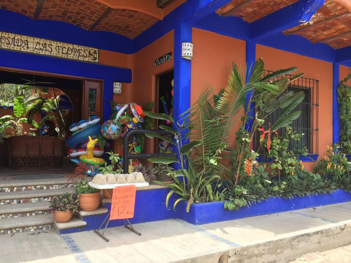 Posada Las Flores Los Ayala Exterior foto